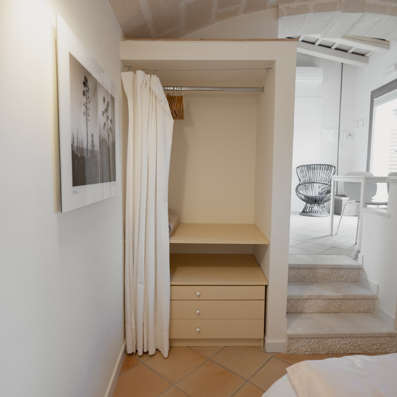 Dolcevita Egadi Resort Deluxe Seaview Room Cisterna Ingresso